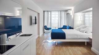 Отель Batumi orbi Twin Towers sea view Батуми Номер-студио с видом на море-6